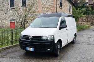 VOLKSWAGEN Transporter 4ª s. - 2015
