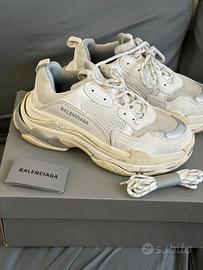 Scarpe balenciaga triple S