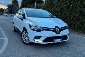 Renault clio 2016 unico proprietario con 148.000km