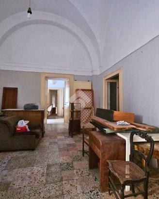 5 LOCALI A NARDÒ