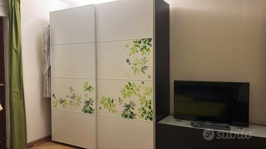 Armadio con porte scorrevoli ikea