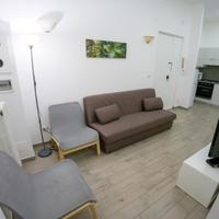 Casa vacanze zona Tuscolano metro "furio camillo"