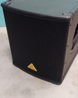 Subwoofer attivo Behringer B1200D-PRO