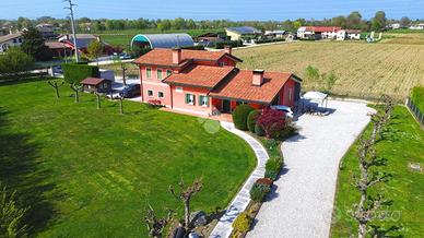 VILLA SINGOLA A SANTA GIUSTINA IN COLLE