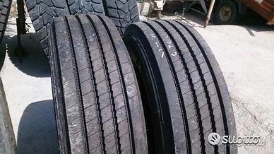 Coppia di pneumatici seminuovi 385 65 22.5 Dayton