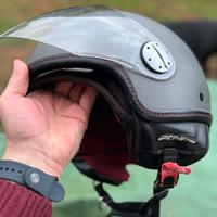 Casco jet marca Dhype