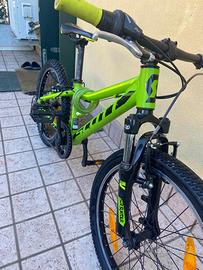 SCOTT SCALE JUNIOR verde