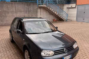 VOLKSWAGEN GOLF IV - 1.6 16v -Highline - 5 porte