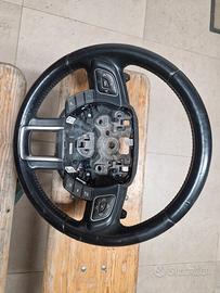 Volante Evoque con tasti e palette