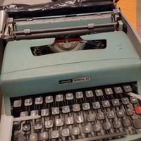 Macchina da scrivere Olivetti