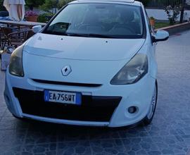 RENAULT Clio 3ª serie - 2011