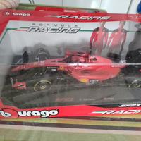 Modellino formula uno Leclerc e libro Ferrari