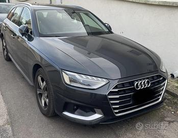 Audi A4 avanti allestimento business 35 tdi