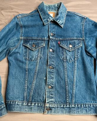 Vintage Levi’s jeans trucker jacket size 40 usa