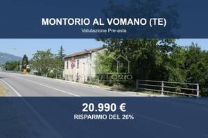 Immobile in asta di 162 m² con più di 5 locali a M