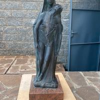 Statua