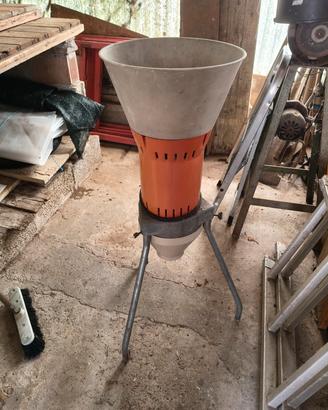 Mulino macina cereali