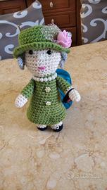 c'è anche la regina e i pinguini tutto fatto a man