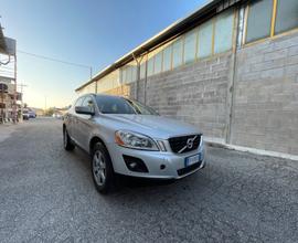 Volvo XC 60 XC60 D5 AWD Kinetic comenuovo