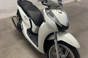 Honda Sh 300A
