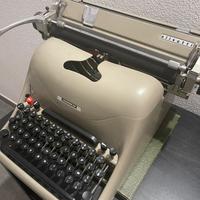 Macchina da scrivere, Olivetti Lexicon 80