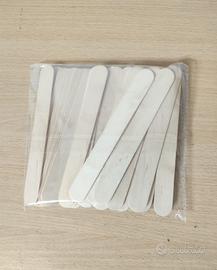 Pacco di stecchi di legno