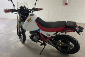 Honda dominator nx650