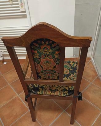sedia con braccioli imbottita
