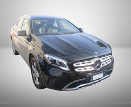 MERCEDES-BENZ GLA 200 d Automatic Sport CROSS VETT