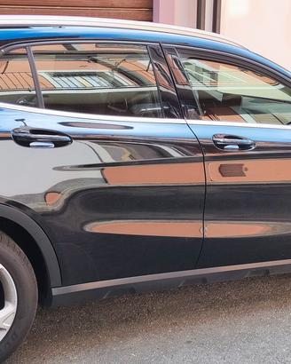Mercedes Benz GLA 200 d 
