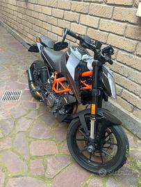 Ktm 390 duke 2023