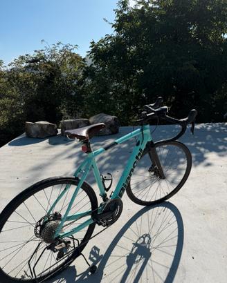 Bici da corsa bianchi e-road eletrica tagla M