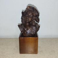 Busto di Psiche in Terracotta - Scultura Liberty