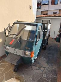 ape piaggio con carrello per scarico