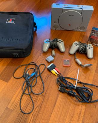 PlayStation 1 originale con Metal Gear Solid