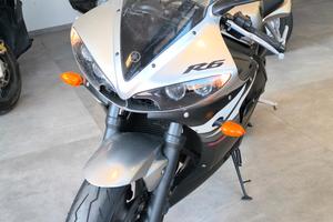Yamaha YZF R6 GARANZIA 12 MESI