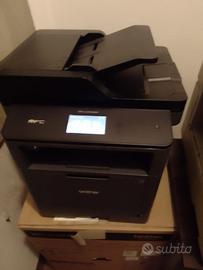 Stampante laser multifunzione Brother MFC-L5700DN