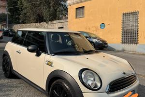 MINI One 1.4 - 2010 - Bilstein - CarPlay