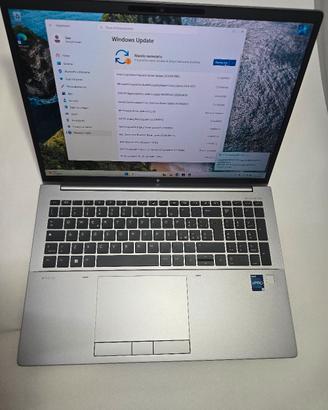 HP Z FURY 16" 16GB RAM 512 SSD CON SCHEDA VIDEO