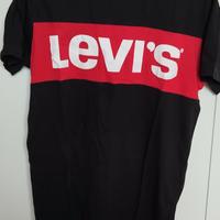 T-shirt Levis