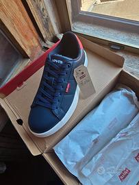 scarpe levis 