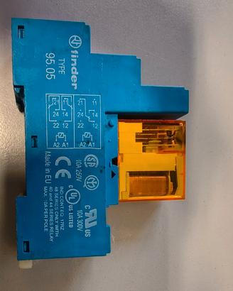 Lotto 4 Relè Finder 230V AC con Zoccolo Barra DIN