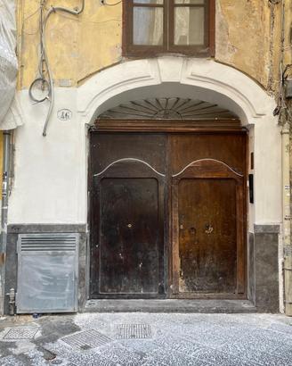 6 Vani in zona centro storico/Via Roma