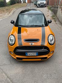 MINI Cooper S (F56) Volcanic Orange