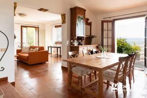 Villa o villino Tavullia [MV012VRG]