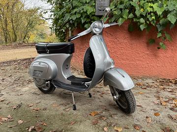 Piaggio Vespa 50 R (V5A1) - 1967