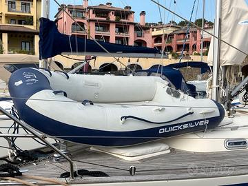 Gommone Quicksilver AirDeck 250 + fb Mercury 4 HP