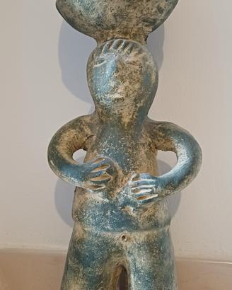 Statua decorativa in terracotta con maxi candela