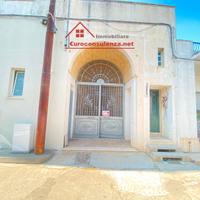 Abitazione con vani volta a stella e a botte