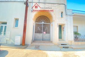 Abitazione con vani volta a stella e a botte